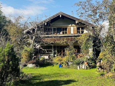 Charmante Dachgeschosswohnung in ruhiger Ortsteillage – Großzügige Wohnfläche - Kaiserblick - vermie