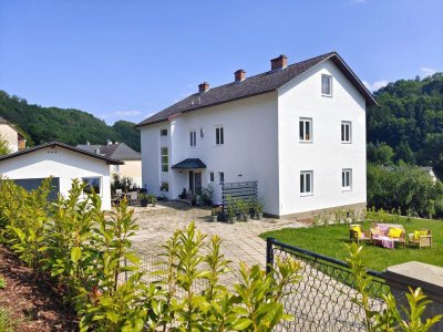 HEIMKOMMEN und wohlfühlen - großzügiges Wohnhaus mit Innenhof schöner Gartenanlage und Ausblick – ideal für Familien und Wohngemeinschaften oder Business