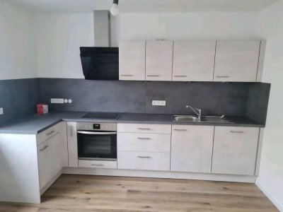 Schöne 3-Zimmer-Wohnung mit Balkon & Einbauküche in ruhiger Lage zu vermieten