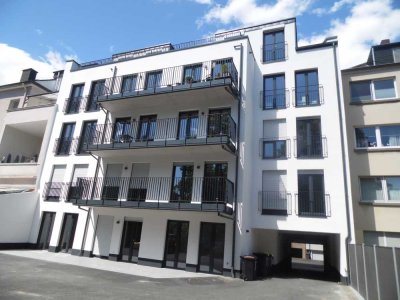 Komfort-Neubau-Parterre-Wohnung (3-4 Zimmer) mit Terrasse (mit Fahrstuhl) im Kaiser-Viertel