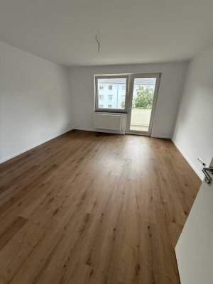 Kernsanierte helle 3-Zi-Whg.mit Balkon in guter Lage von Altgarbsen