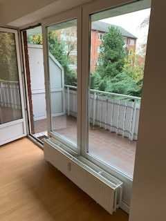 Neuvermietung nach Renovierung! 2,5 Zi. Whg. mit Balkon zu vermieten