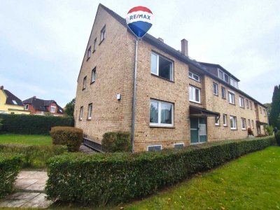 Attraktive 4-Zimmer-Maisonettewohnung mit Balkon und 2 Garagen in ruhiger Lage