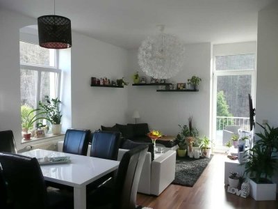 Helle 2-Raum-Wohnung mit Balkon zum Wald im Lockwitzgrund