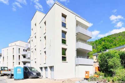 Neubau Erstbezug! Energieeffiziente 4 ZKB-Wohnung m. Aufzug, Loggia, EBK, G-Bad u. Garage in Bad Ems