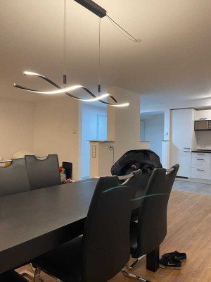 Schöne 2,5-Raum-Souterrain-Wohnung mit geh. Innenausstattung