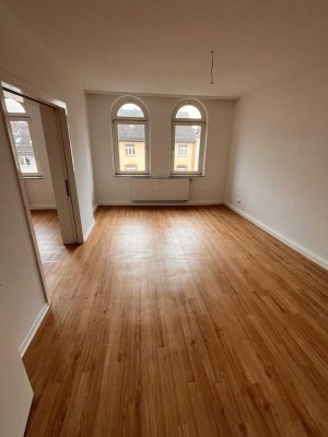sanierte 4 Zimmer Altbauwohnung in zentraler Lage von Kassel
