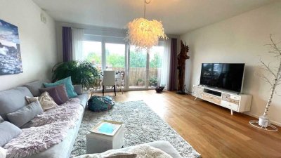 VON POLL - BAD HOMBURG: Neuwertige 3-Zi Wohnung in Stadtnähe mit Balkon und Stellplatz