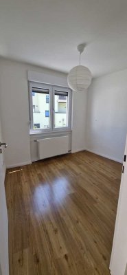 Sanierte 2-Zimmer-Wohnung mit Einbauküche in 65451, Kelsterbach