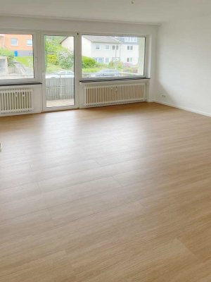 Erstbezug nach Renovierung: Schöne 4,5-Zimmer-Wohnung mit Balkon in Aarbergen