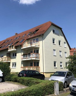 Frisch RENOVIERTE/ SANIERTE 3 Zimmer Wohnung mit BALKON