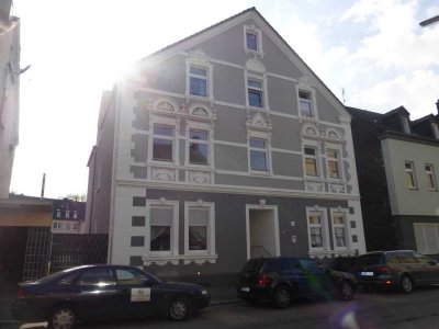 GE-Rotthausen! 3,5 R-Whg. mit Balkon sucht neue Mieter!