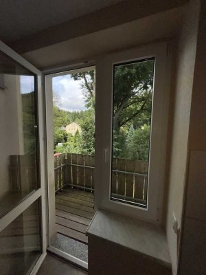 Familienfreundliche 4-Zimmer-Wohnung mit 2 Balkonen und Blick ins Grüne, 2 Kaltmieten frei