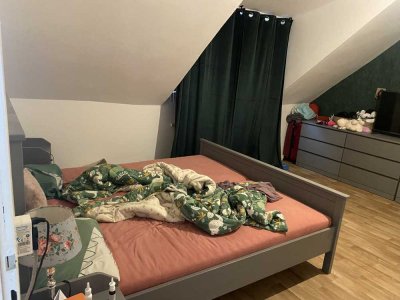 Helle 2,5 Zimmer Wohnung