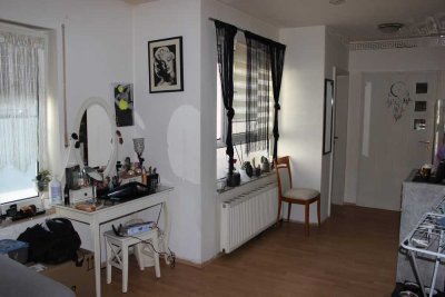 Geschmackvolle 1,5-Zimmer-Wohnung mit EBK in Worms
