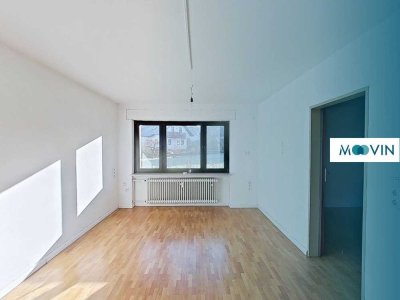 Lichtdurchflutete 2-Zimmer-Erdgeschosswohnung mit moderner EBK und Badewanne