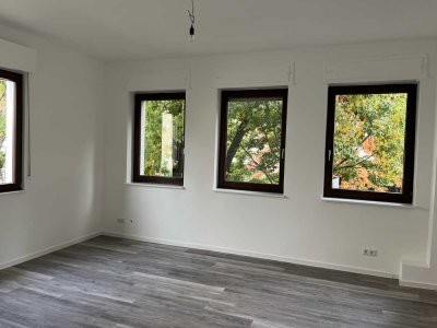 3-Zimmer-Wohnung im Altbau , Erstbezug nach Umbau in Obertshausen