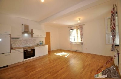 Sehr schöne Single-Wohnung in Pressbaum Ortsteil Pfalzau mit Pergola