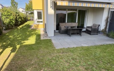 Herrliche Wohnung mit großem Gartenanteil