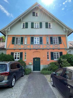 Vollständig renovierte 4-Zimmer-Wohnung mit Balkon in denkmalgeschütztem Haus in Lindau