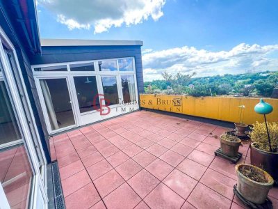 Penthouse-Maisonette mit uneinsehbarer Dachterrasse in der Vahr und Blick über Bremen
