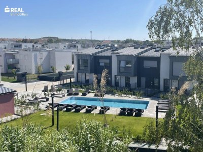 Stilvolles Apartment mit Spa, Balkon &amp; Tiefgaragenplatz – nur 10 Gehminuten vom Neusiedler See entfernt!
