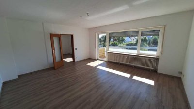 Limburgerhof - Große 2 Zimmerwohnung mit Balkon und Garage in zentraler Lage