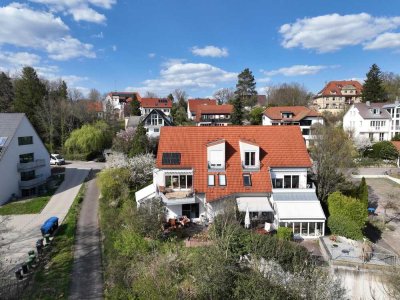 Tübingen-Österberg: Sonnige EG-Wohnung mit 3 Terrassen in Bestlage