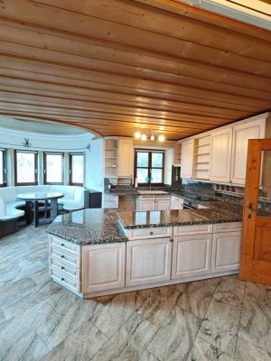 Großzügige 5,5-Zimmer-Terrassenwohnung mit Balkon in Rott am Inn