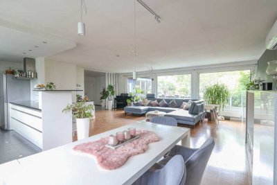 **PROVISIONSFREI vom Eigentümer** Wohntraum im Gartenparadies! Einfamilienhaus mit Einliegerwohnung