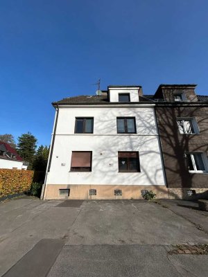 ++ TOP-Konditionen zum Einzug ++ Schönes Einfamilienhaus mit 7,5 Zimmern inkl. Garten