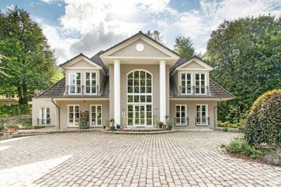 Luxuriöse Landhausvilla mit exklusiver Ausstattung – In traumhafter Lage von Bendestorf