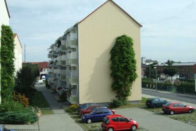 3 Raum-Wohnung mit Balkon