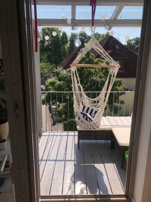 Hier fühlen Sie sich wohl! 1-Zimmer-Wohnung mit Balkon und Einbauküche