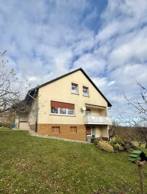 Charmante 4-Zimmer-Wohnung mit Balkon und durchdachtem Grundriss in Flieden-Oberstork