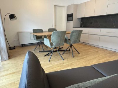 Erstbezug: Exklusive 2-Zimmer-Wohnung mit gehobener Innenausstattung mit EBK in Berlin Schöneberg.