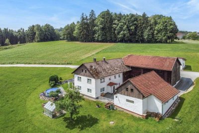 Ländliches Idyll: Sacherl mit Stallung, ruhiger Lage und herrlichem Fernblick!!!