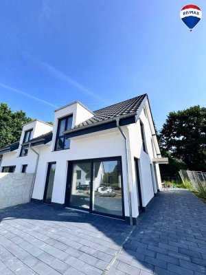 Erstbezug: Stilvolle Neubau-Doppelhaushälfte in Sackgassenlage! 
Top Rate mit NRW-Fördermitteln!