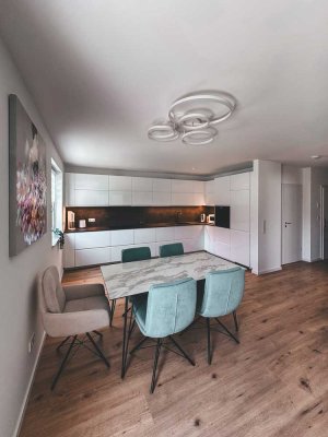 Hochwertige 3-Zimmer-Erdgeschosswohnung mit Garten und zwei Stellplätzen in ruhiger Lage