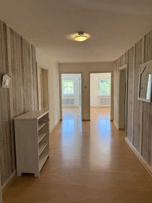Großzügige 3-Zimmer-Wohnung (ca. 99 m²) im 1. OG – zentrale Lage nahe Bahnhof in Rottenacker