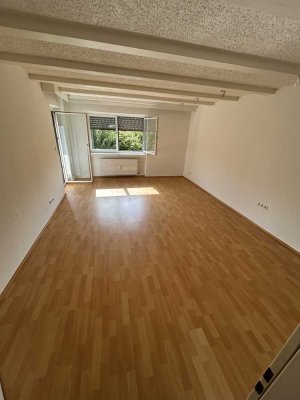 Helle 3-Zimmer Wohnung mit Balkon und Stellplatz in Boxberg