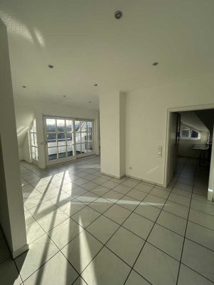 Sehr schöne 3 Zimmer-Wohnung mit Loggia in Löhne (Mennighüffen/Ostscheid)
