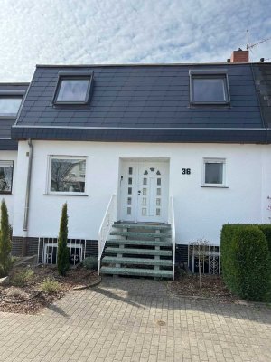 Schöne 4-5 Zimmer-Doppelhaushälfte mit gehobener Innenausstattung in Viernheim