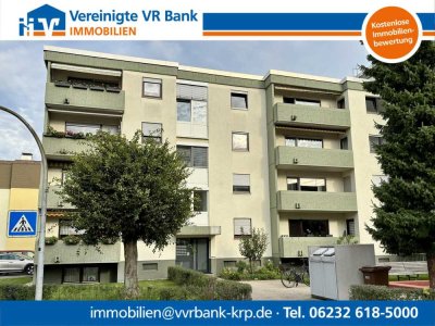 Großzügige Wohnung mit Balkon und Stellplatz