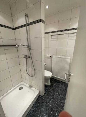 Apartment in Uninähe inklusive TG-Stellplatz zu verkaufen!