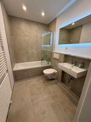 Sanierte 2-Zimmer-Wohnung mit großem Hobbyraum & moderner Ausstattung