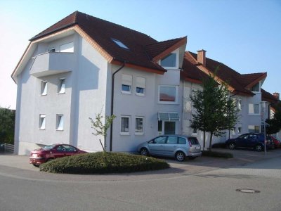 2-Zimmer-Wohnung im Erdgeschoss rechts