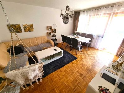 FREI ZUM 1. FEBRUAR 2026: 3 ZIMMER WOHNUNG MIT GROßEM BALKON, PARKETTBODEN, TAGESLICHT-BAD....