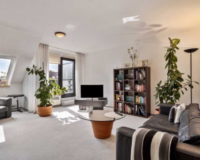 Bastbau-Wohnung in Erkrath-Hochdahl: Helle 2-Zimmer-Dachgeschosswohnung