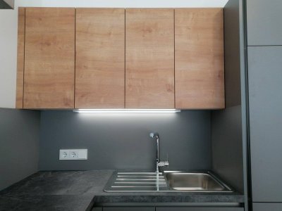 Neuwertige Garçonnière in Eggelsberg: Balkon, Garage und moderne Ausstattung!